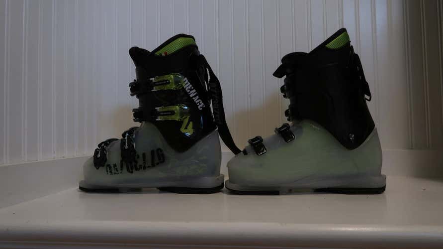 Kid's Dalbello All Mountain Menace 4 Ski Boots