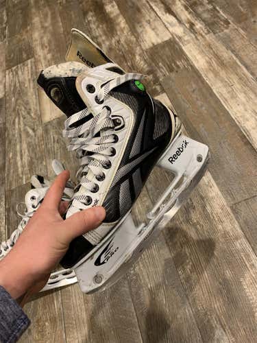 Senior Reebok 20k D&R (Regular) Size 7.5 Hockey Skates