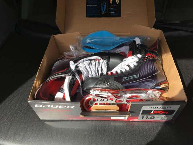 Senior Bauer 1XR Inline Skates Size 11 EE