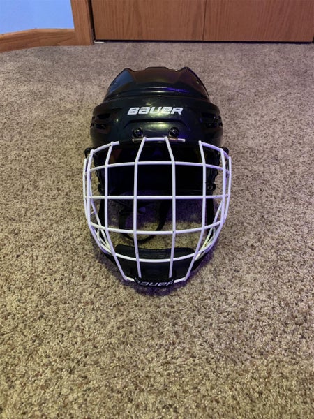 Black Bauer IMS 9.0 Medium Helmet With CCM FM580 Cage With Bauer Chin Cup