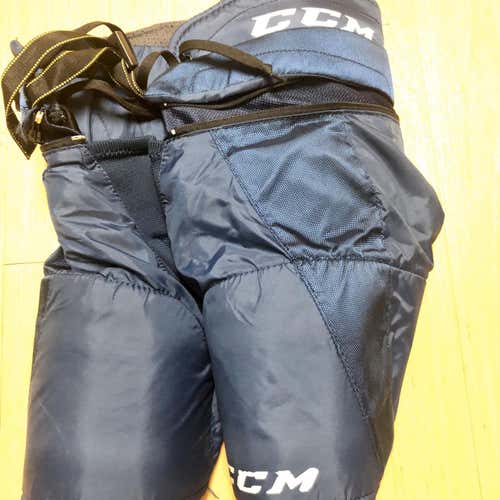 Blue Youth Large CCM Super Tacks  Hockey Pants