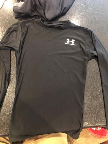 Black Unisex Small Under Armour Shirt