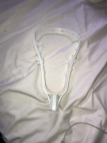 Attack & Midfield Unstrung dlx Head