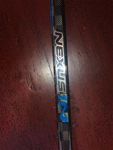 Senior Right Handed Nexus 1N Toe Pro Stock Hockey Stick