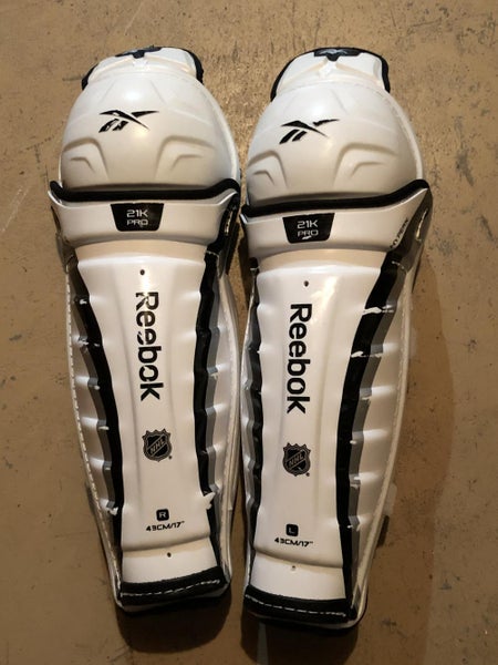 Pro Stock 17” Reebok 21k Shin Pads
