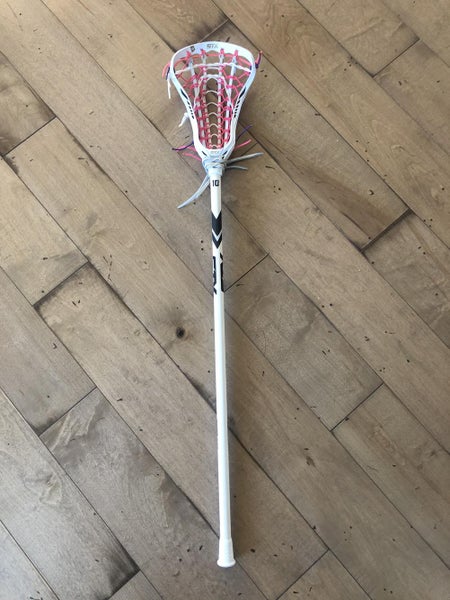 Head STX Crux 600 and STX Crux 600 Precision Flex Women's 10 Degree Lacrosse Shaft - White