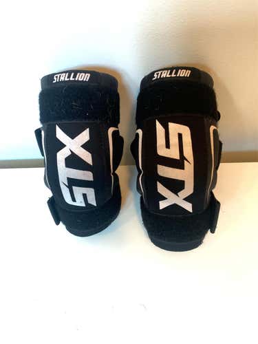 Youth  STX Stallion 50 Arm Pads