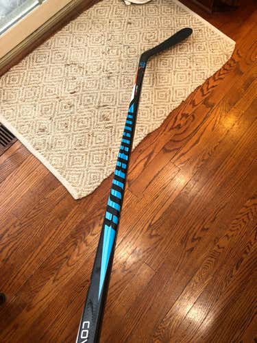 New Senior Warrior Right Handed Covert QRL Hockey Stick Mid