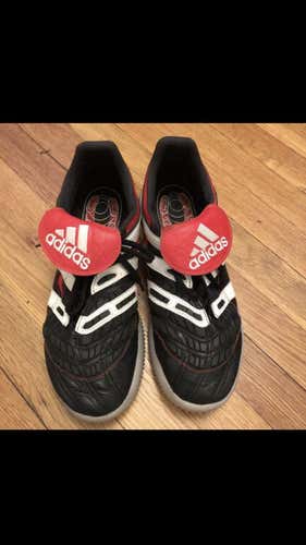 Adidas Predator Accelerator Turf Shoes sz 10.5US