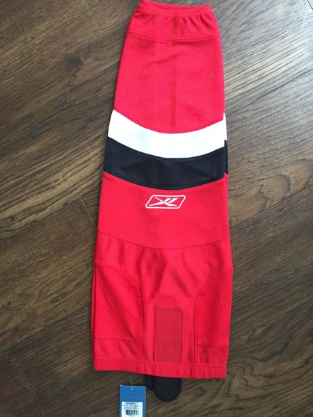 New Reebok Socks Hockey Socks Size Senior 30” H-108