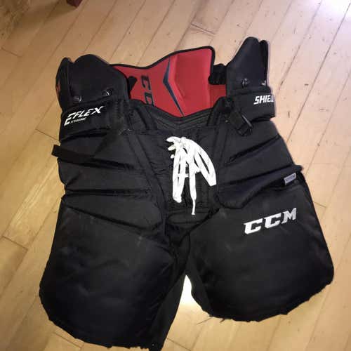 Black Senior Medium CCM Extreme Flex II Shield Pro Hockey Goalie Pants