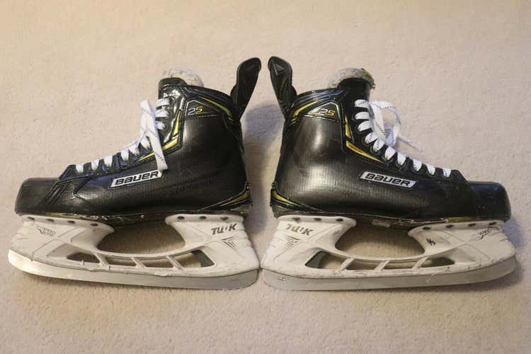 Bauer Supreme 2S Skates Size 9.5D with Box