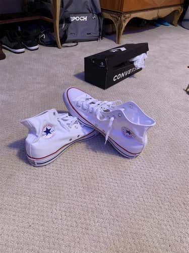 White Men’s Converse Hightop Original Chuck Taylors BRAND NEW