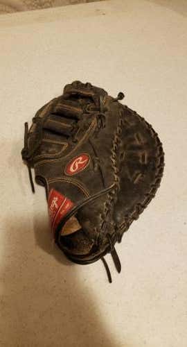 Black Rawlings Right Handed First Base Baseball Glove 12.5"