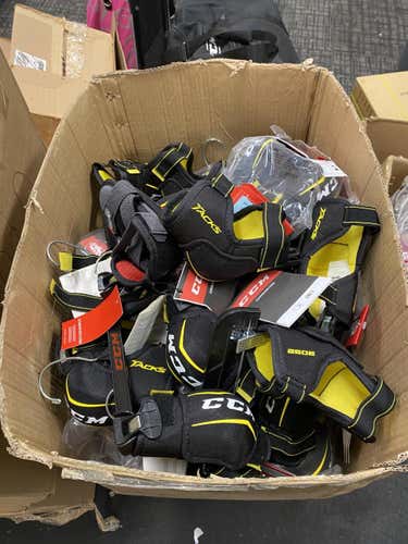 New CCM Tacks 3092 Elbow Pads bundle 20+ pairs