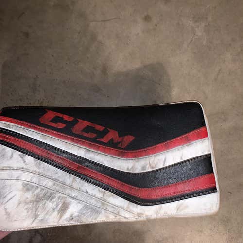 R1.9 Senior Blocker Red and black