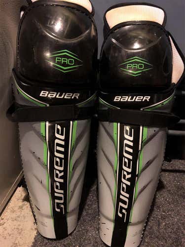 Senior Bauer  Shin Pads