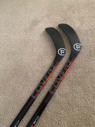 2 Senior Right Handed Covert QRE Pro Pro Stock Hockey Stick