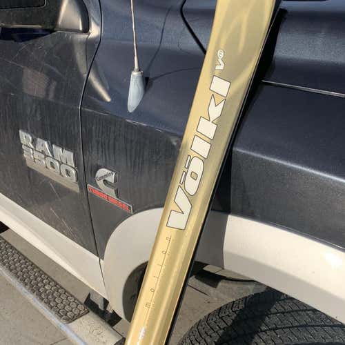 Volkl Carver V2 With Bindings Skis
