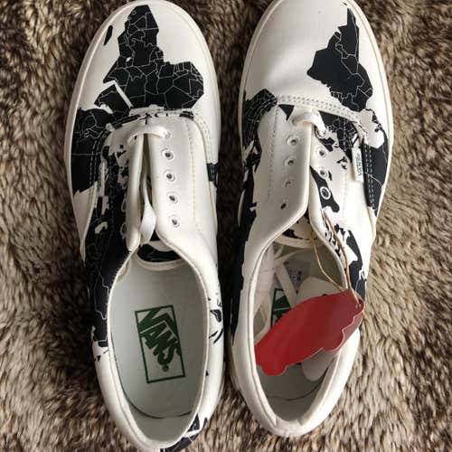 Men's Save The Earth vans Size 8.5