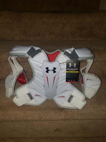 New UA Revenant Shoulder Pads Large