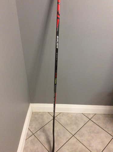 Senior Left Handed Bauer Fly Lite P28 LH 87 Flex