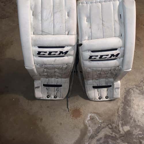 White and Dark navy 33+1 CCM Retro Flex  Goalie Leg Pads