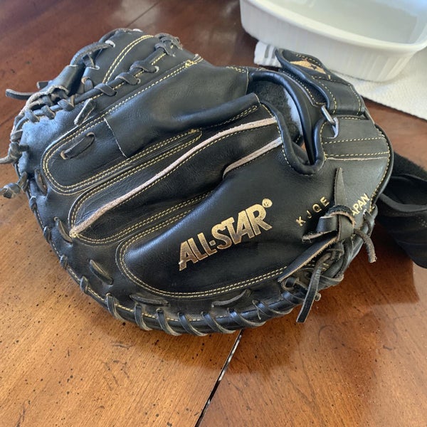 All Star CM3000SBK w/ All Star Lace-on Wrist Guard