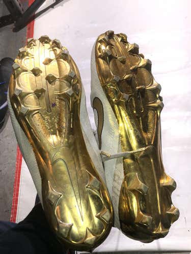 Used Nike Senior 12 Football Shoes