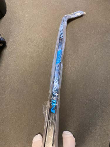 New Right Handed Nexus 1N Heel Hockey Stick