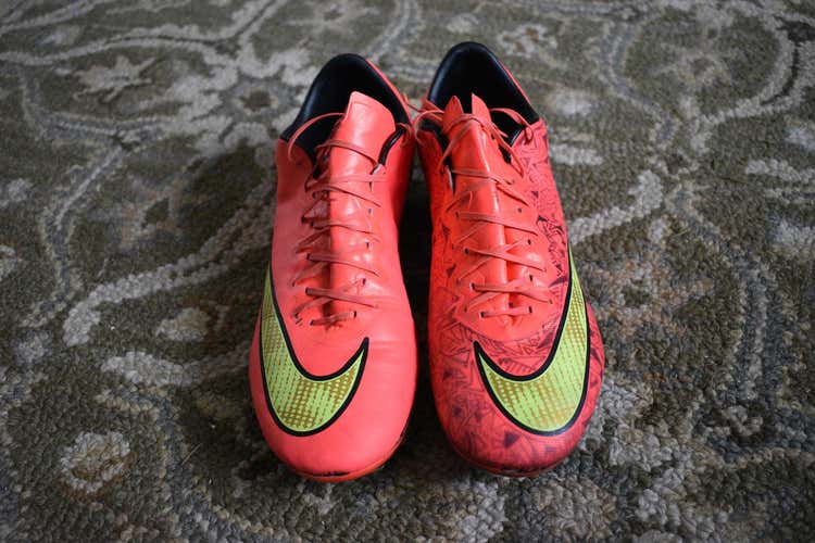 Nike Mercurial Vapor X (Men’s 10/Women's 11)