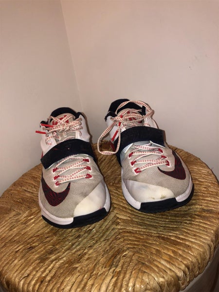 White Men's 9.0 (Women's 10) Nike Shoes