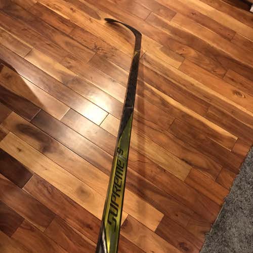 Bauer Supreme 1S Hockey Stick 77 Flex P28 Toe Curve Eichel
