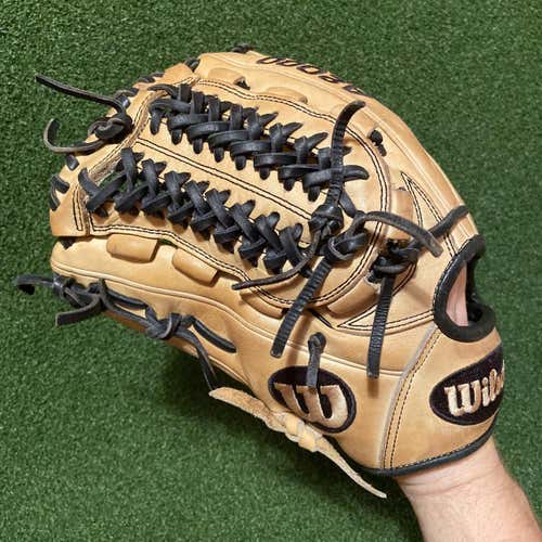 Wilson A2000 Baseball Glove 11.75"