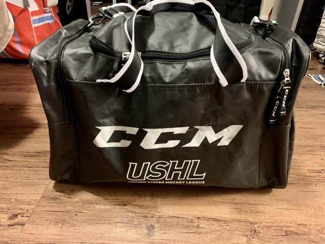 Muskegon Lumberjacks CCM Bag
