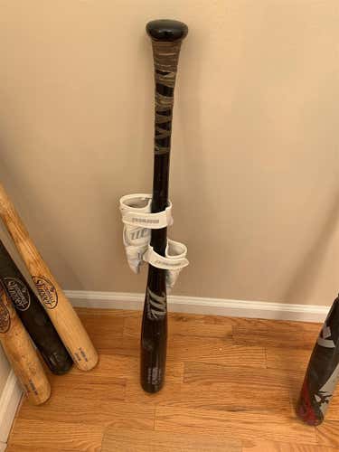 High School/College  Wood Pro Cut Bat