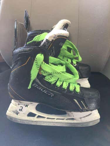 Junior Size 2 Bauer Supreme ONE.7 Ice Hockey Skates