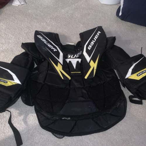 Senior Large Bauer Goalie Chest Protector