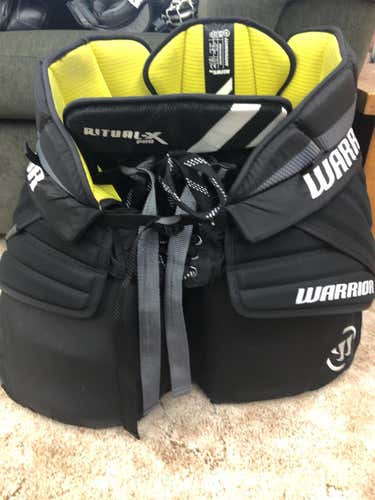 Black Senior Medium Warrior Ritual X Pro Stock Hockey Goalie Pants