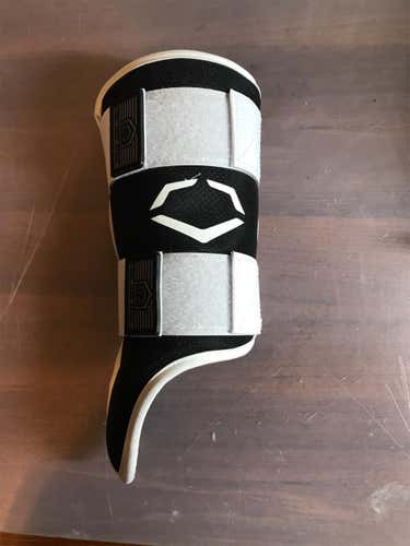 Senior EvoShield Shin Guard