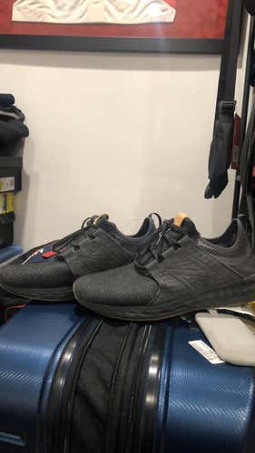 Black Men's 9.5 (Women's 10.5) Nike Shoes