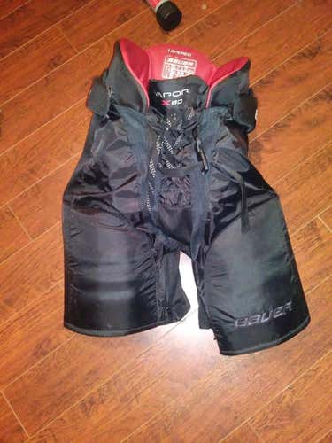 Black Senior Medium Bauer Hockey Pants