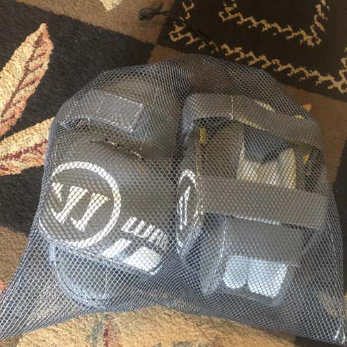 New Warrior Ritual Knee Pads Senior