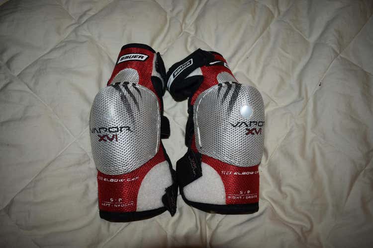Nike Bauer Vapor XVI Hockey Elbow Pads w/ Flex Elbow Cap, Red/Silver, Junior Small
