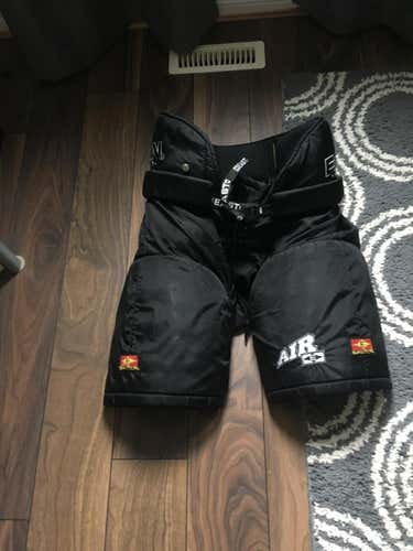 Black Senior Medium Easton Hockey Pants