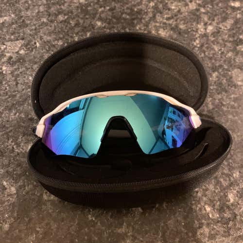Unisex  Oakley Radar Sunglasses