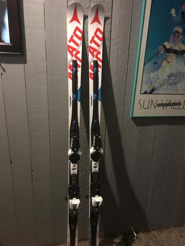 183 Atomic GS Skis 30m With Bindings