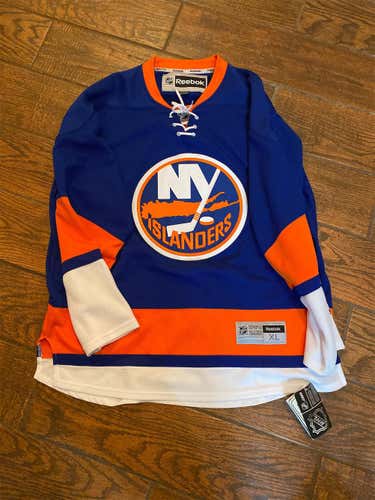 New York Islanders Extra Large Reebok  Jersey