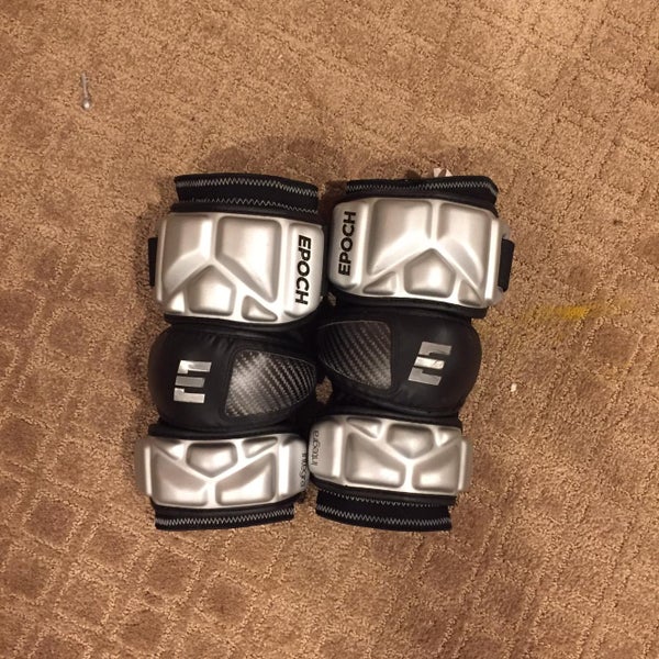 Like New Committed Academy Size Large Integra Arm Guards