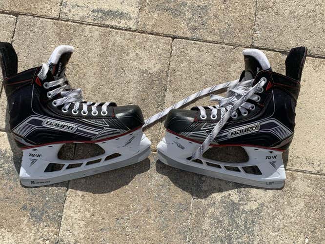 Youth Bauer Vapor Hockey Skates Size 4
